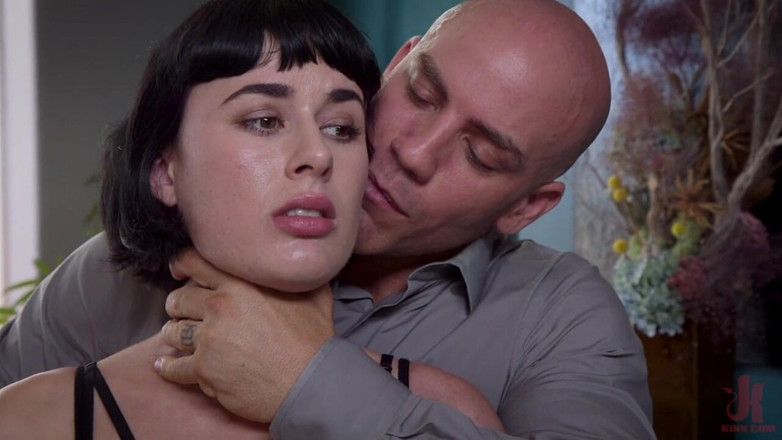 Families Tied by Kink: Te beloven: de sadistische obsessie van een psycho lesbische stiefzus