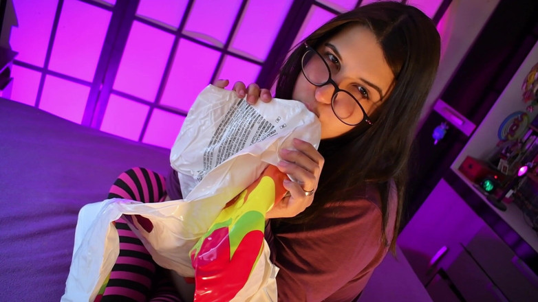 Bunny Looner: Распаковка и дефляционная пловчиха единорога - зайчик-толстушка