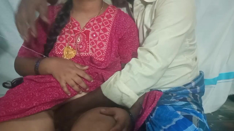 Priyanka314: L'indiana kerala mallu fa sesso con un ragazzo