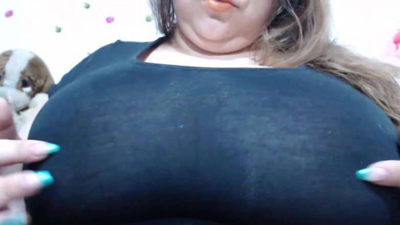 LoraBbw: Fondling Tetek Bukan Bogel Besar