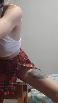 Sex incitant cu mama vitregă și fiica vitregă cu vibrator și Cunnilingus
