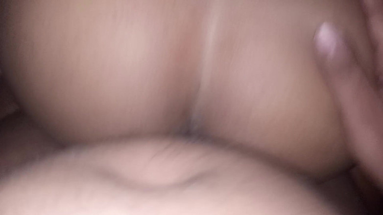 DFLOW69: Profondo e duro nella mia figa rasata bagnata