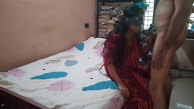 Skydreem1104: Malayali l'infermiera sunita viene scopata dal suo amico a casa