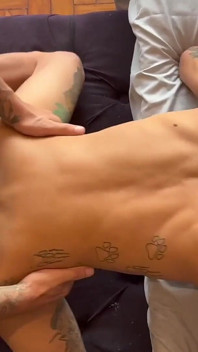 Oudere papa grote pik neukt tiener Twink hardcore homo anale ongecensureerde latino's