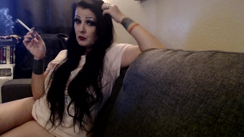 Abby Anna: Natural sfw fumar milf