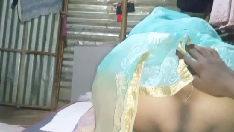 Bengaliauntykichut: Today I Fucked the Neighbor's Wife Really Hard and Applied...