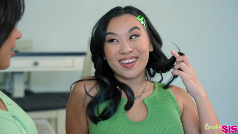BrattySis: Stepsisters Pot of Gold - S31:e6