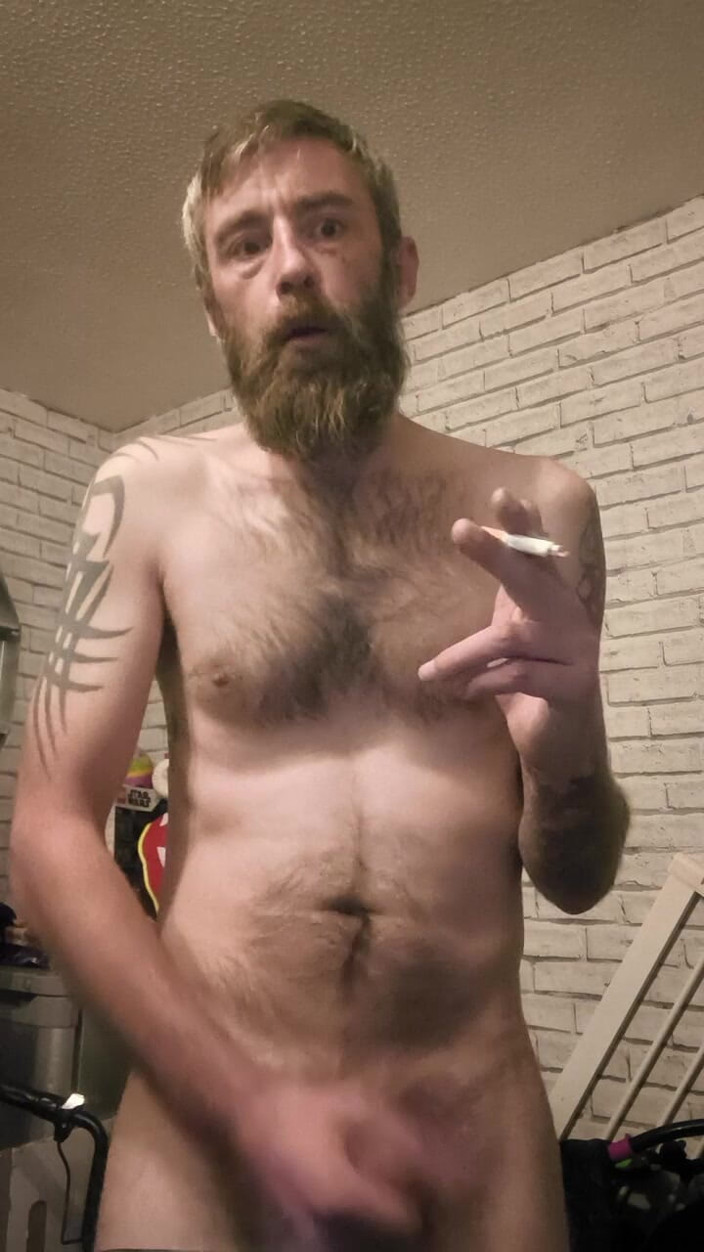 Smoking stoker: Kouření fetiš masturbace