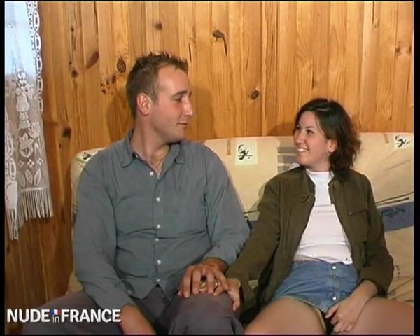 La France a Poil: Sandrine and Pierre Give Us a Date for Their First...