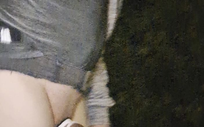 kinkygaynudist: Schwuler mann nackt mit penisplug