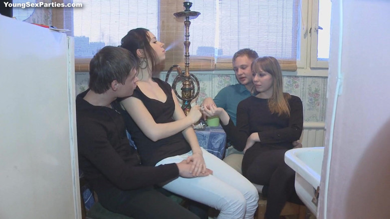Young Sex Parties: Four Teens Enjoy Hot Fucking