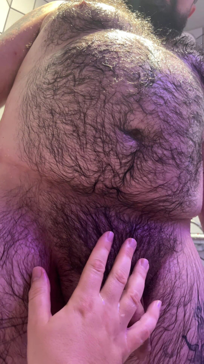 PoppaPig: Björnduschdyrkan