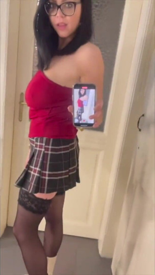 Shione Cooper: Selfie video masturbate in mini skirt and stockings
