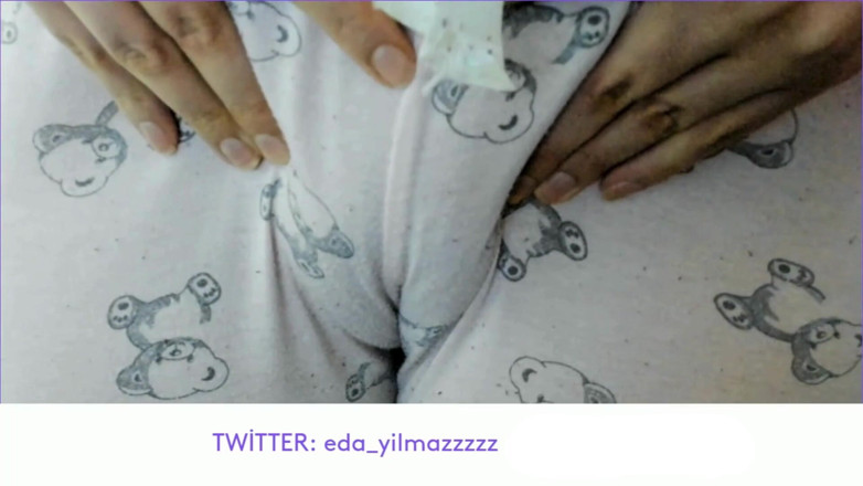 bigass_sexy_bigboobs: Masturbate with Pajamas