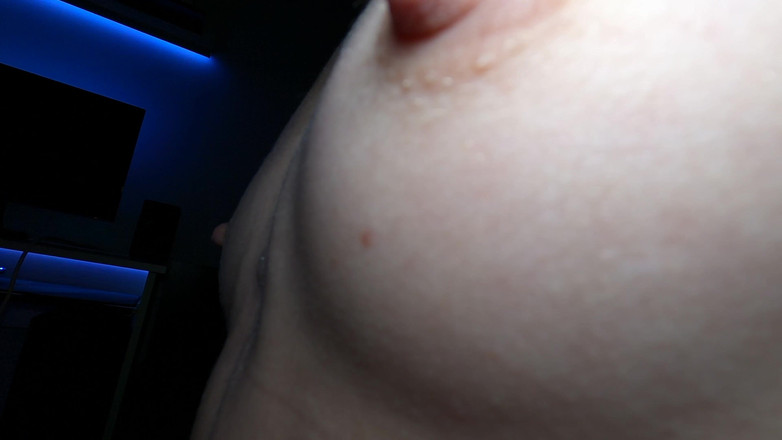 Tiny Teena: क्लोज-अप हस्तमैथुन, तंग शरीर पूजा