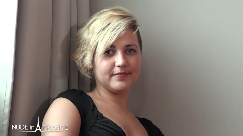 Nude in France: Sextape of an Unfaithful Chubby Young Stepmother in Need of...
