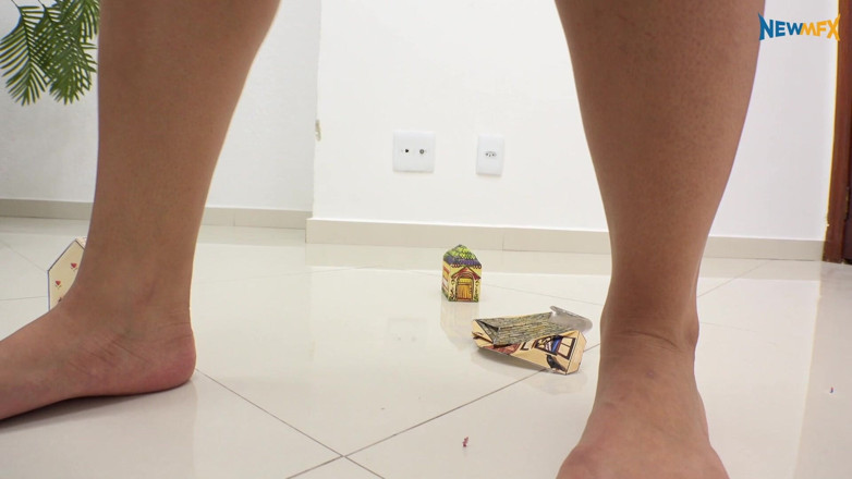 NewMFX Desires: Belly Full of Farts