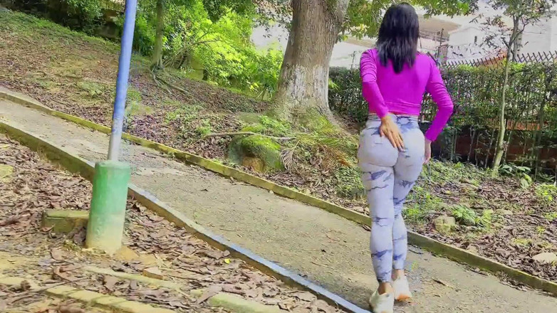 Jenifer Play: Model Kolombia Berusia 23 Tahun Melakukan Seks Anal Keras Dengan Pelatih...