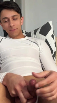 From Youtube Live to Full Load - Leo Latte in Thong & Cock Ring