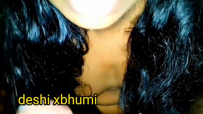 Deshi xbhumi patel: Hintli çift seks yapıyor