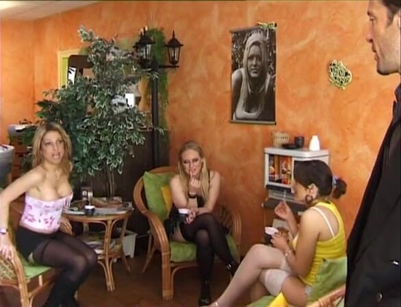 European Classics: Fată dolofană futută în cur