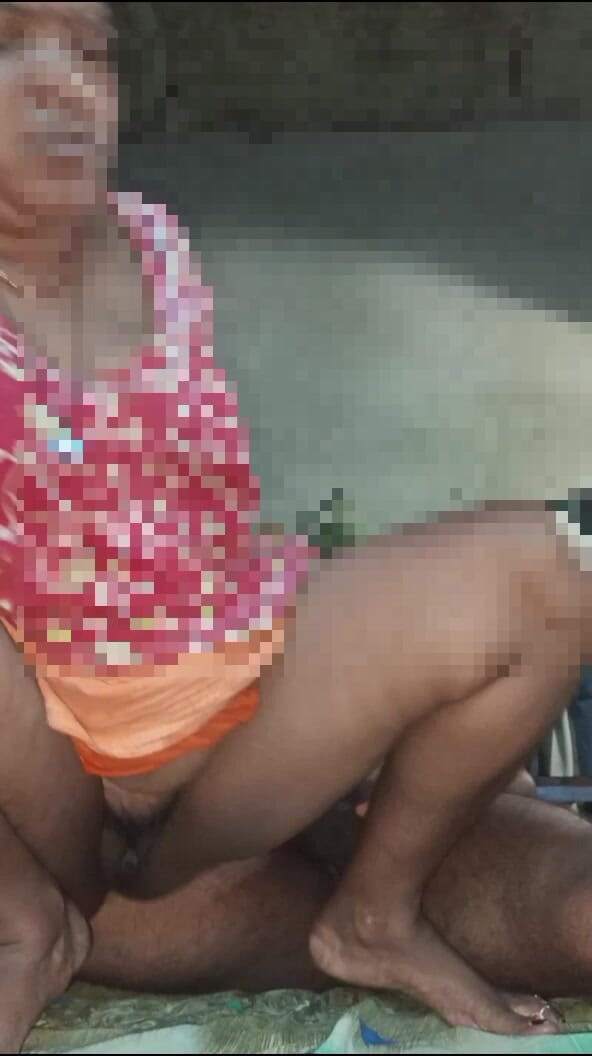 payGirl: Toto je moje osmnáctá plná sexuální video, vytvořil jsem vlak...