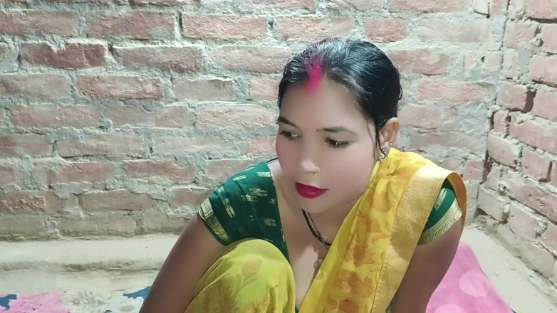 Pooja's bf: Husband Fucking Virgin Indian Desi Bhabhi Before Her Marriage so...