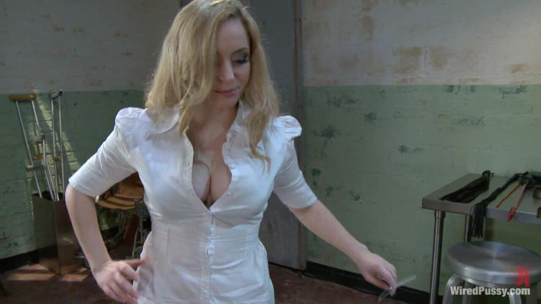 Wired Pussy by Kink: Rain Degrey a zadek