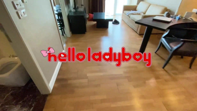 Hello Lady Boy: जुनूनी थाई बेब को चोदना पसंद है