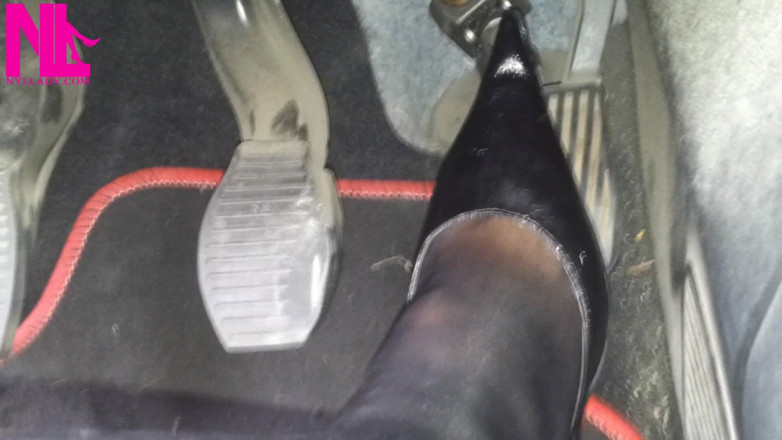 Nyllady: Sexy Speedy Driving in Patent Black Pumps and Seamed Black...
