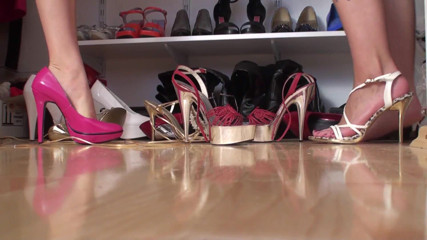 Femdom Austria: Shoe Play with two sluts
