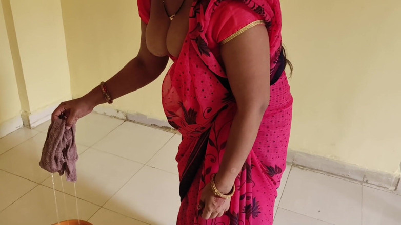 Mumbai Ashu: Desi Bhabhi Pocha Was Dying Then Her Boss Came and...