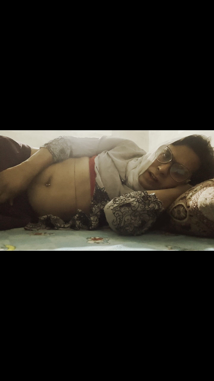 Apple00001: Let’s Come to Bed with Me Tonight