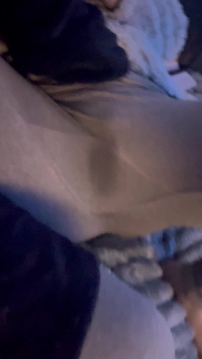 Secretsexycouple69: Stříkání s legínami