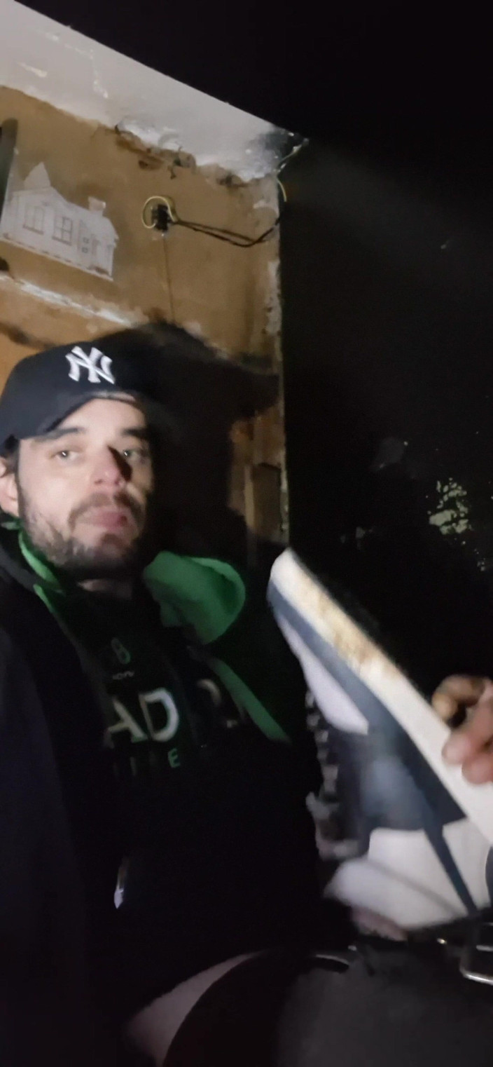 jerkofflover: Môj Mega Úžasný Orgazmus Do Mojich Nike Topánok