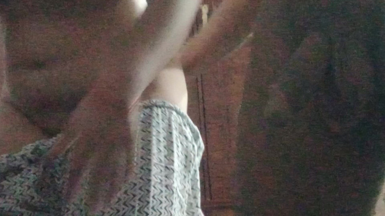 House 3: Šukej sexy přítelkyni v jejím domě