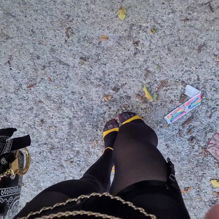 VaneSsa BiTCHx: Jalan-jalan di hutan