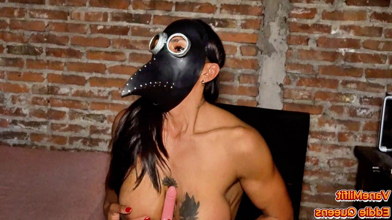 Babyluna939: MILF eboni cergas menunggu suami saya di bayang-bayang untuk menggembirakan...