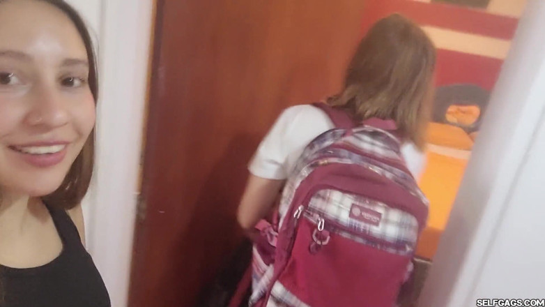 Selfgags Latina Bondage: Check-in para Kink - Parte 1: Spreadeagle Bondage Foot Worship