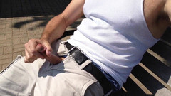 TJenner: Masturbacja i orgazm na tarasie na plaży