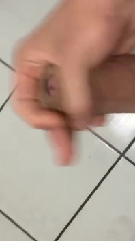 Bol Cumshots Mastürbasyon Cumshot ile El İşlerinin Sırası