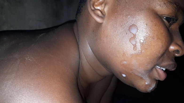 BMCs: 彼女はデカチンから最高の快感を感じるのが大好きです