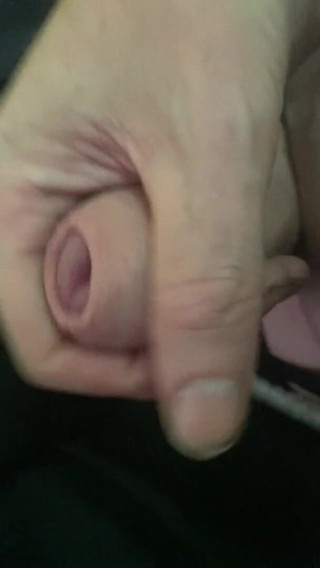 Virgin Crossdresser "Oidacat": Fkn tosser