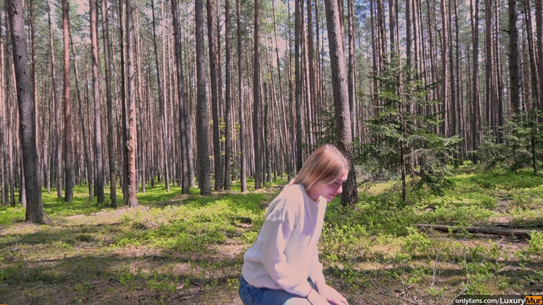 ReplayXXXLady: Knullade en flickvän i en offentlig park - vi märktes nästan