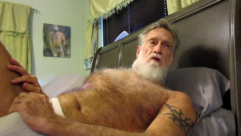 Mr hairy gardener: Jockstrap Papi