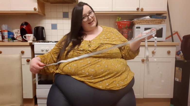 SSBBWLadyBrads: SSBBW a stat la măsurători de centimetri uriași