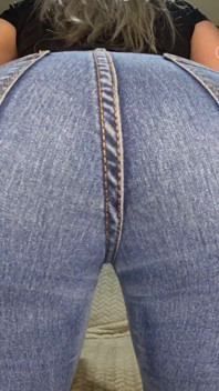 Våta pruttar i jeans