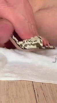 Another Ruined Orgasm on Empressbellasadic's Feet