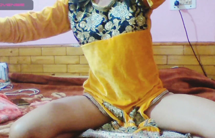 Bolly Karma: Sexual Fun with Busty Slut