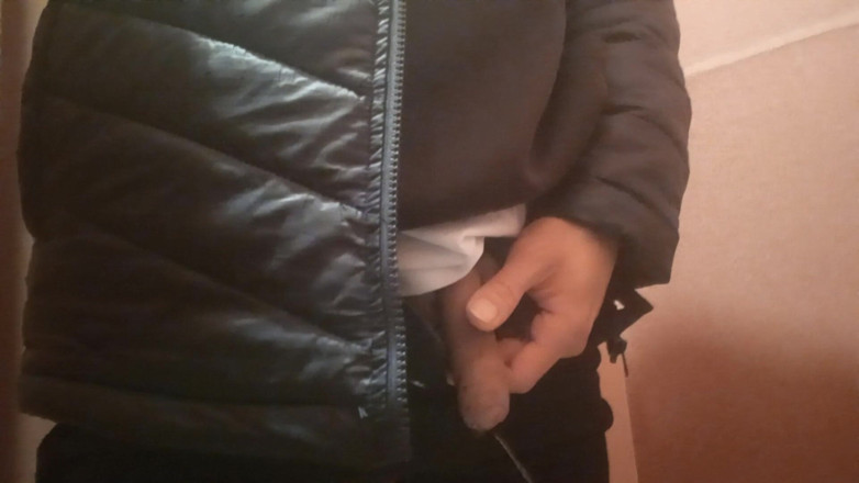 Jon Arteen: Seksi eşcinsel ibne yüksek sesle çişini yapıyor farklı kıyafetler ve görünümler...